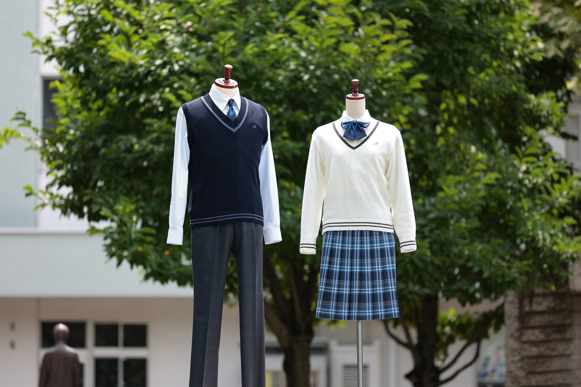 八王子学園の約20年ぶりの新制服プロジェクトをトータルプロデュース 